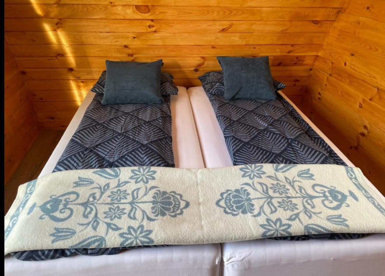 Starlight Camping Pods 크볼스뵈들뤼르 외부 사진